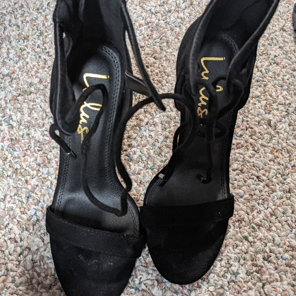 LuLus Black Stilettos